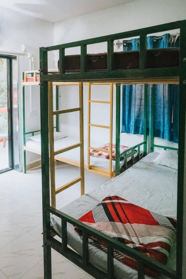 Rasta Mansion Beach Hostel And Rooms Arambol Luaran gambar