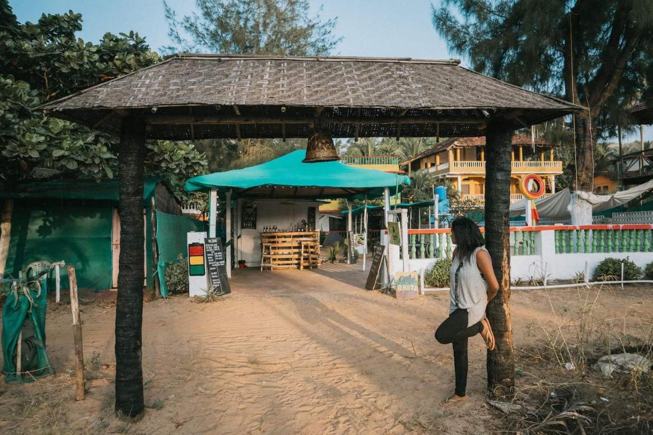 Rasta Mansion Beach Hostel And Rooms Arambol Luaran gambar